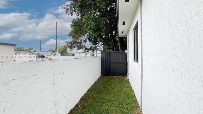 Photo - 4517 NW 3rd St