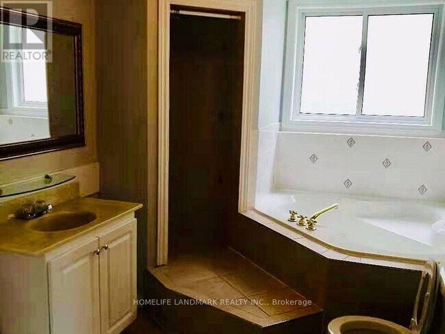 Photo - 163 Pringle Dr
