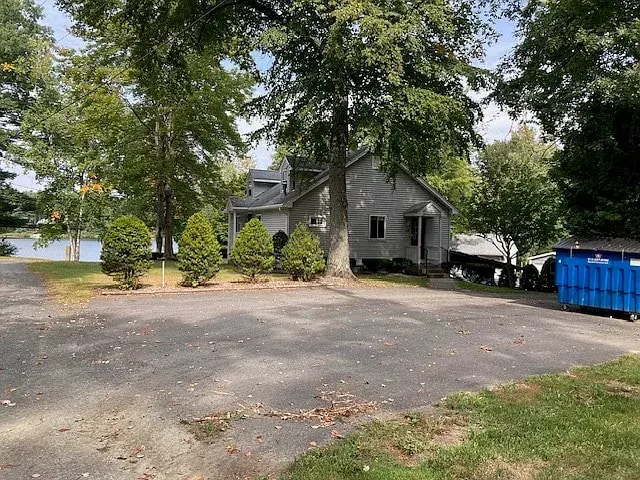 18 Freyer Rd Unit 1