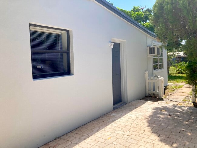 Photo - 3630 SW 46th Ave