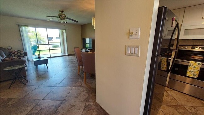 Photo - 5154 Turquoise Ln Unit 201
