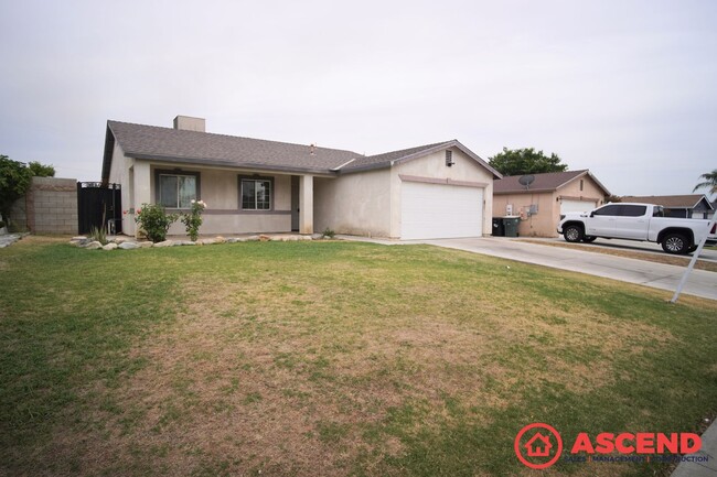 Lovely Home in East Bakersfield! - Lovely Home in East Bakersfield!