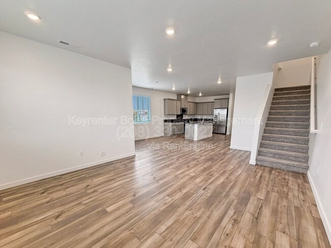 Photo - 4100 W Cirrus Ln