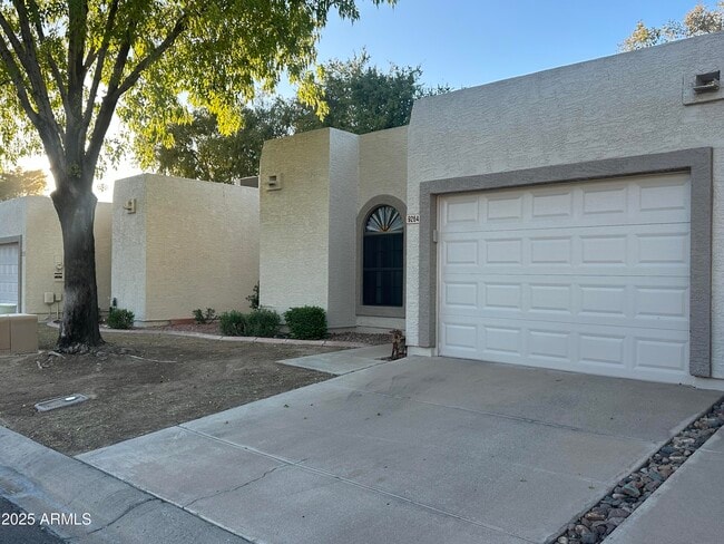 Building Photo - 9264 W Morrow Dr