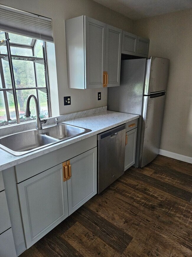 Photo - Updated Fort Collins Townhouse with Garage, Private Balcony & Central Location!