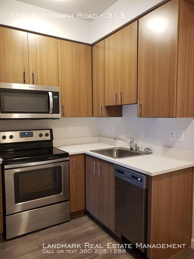 Francis Park, Premiere Bellingham Living