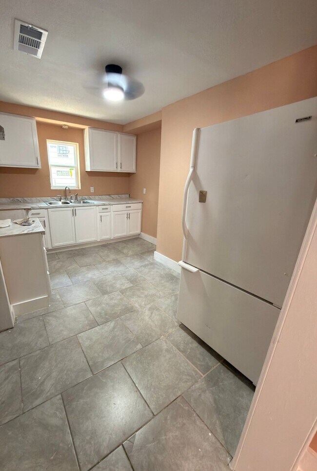 Photo - 2719 NW 27th St