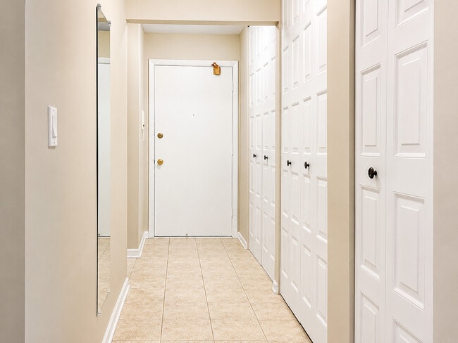 Photo - 8 Oak Creek Dr Unit 3803