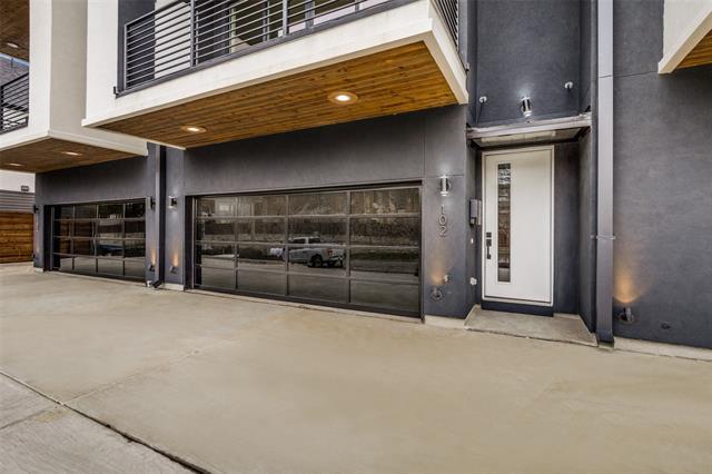 Photo - 2714 N Carroll Ave