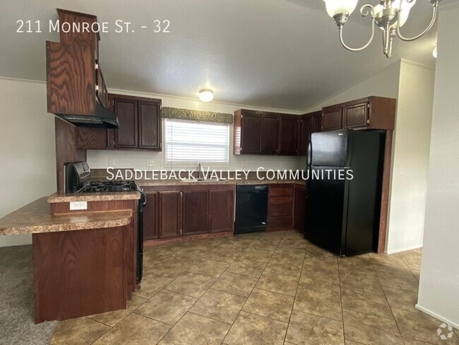 Building Photo - 211 Monroe St Rental