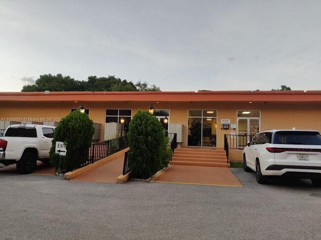 Photo - 4384 NW 9th Ave Unidad 20-2D