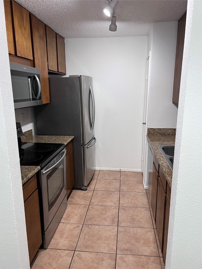 Photo - 10053 Westpark Dr Unit 306