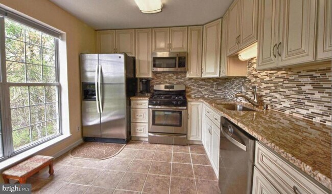 Photo - 9296 Cardinal Forest Ln Unidad 302