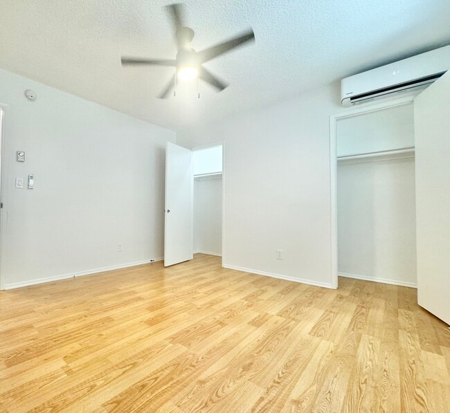 Photo - 930 S Shenandoah St Unidad 5