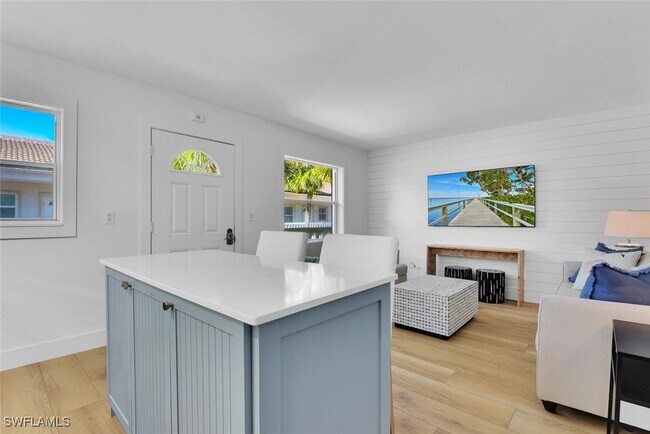 Photo - 980 7th Ave S Unit 204