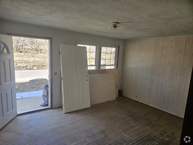 Building Photo - 150 Edgewater Rd Unit 1A Rental