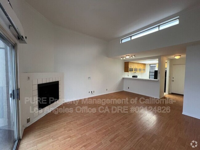 Building Photo - 445 W 6th St Unit #411 Rental