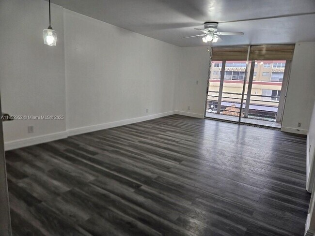 Photo - 404 NW 68th Ave Unit 304