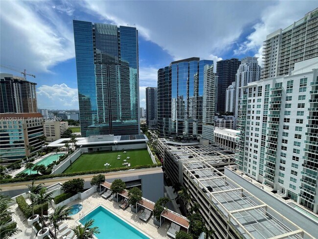 Photo - 1300 Brickell Bay Dr Unit 2010