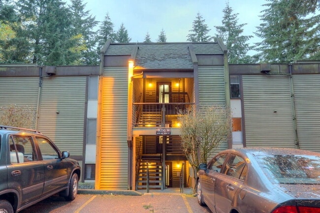 Building Photo - Condo for Rent in Overlake - Bellevue Area!