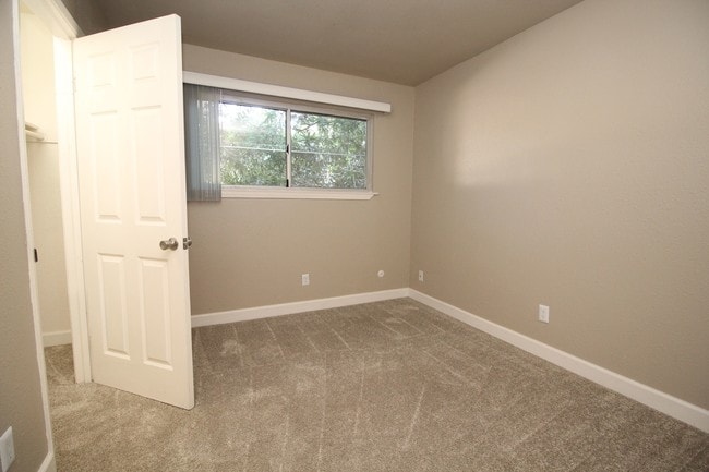 Sunridge Apartments