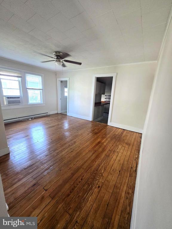 446 Railroad Ave