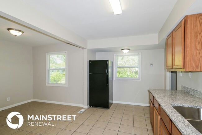 10117 Crown Point Dr