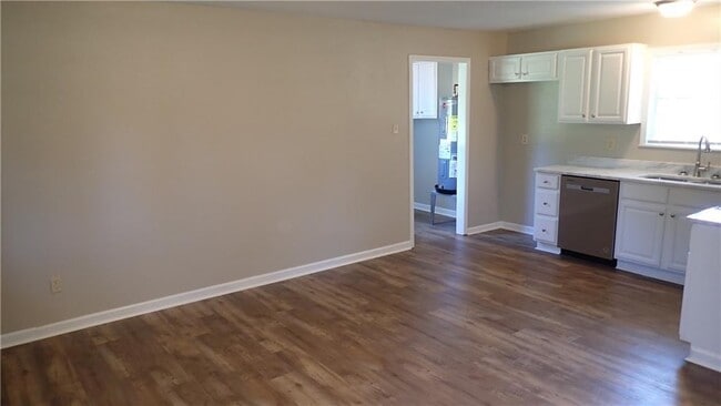 Photo - 9851 Abbeys Ln