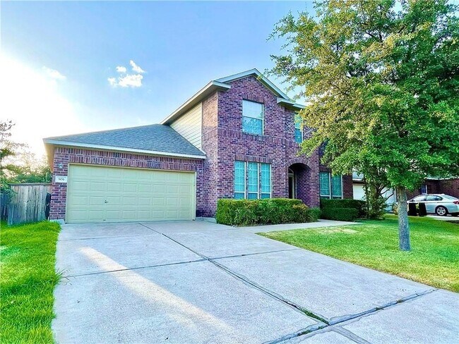 Photo - 906 Mesquite Hollow Pl