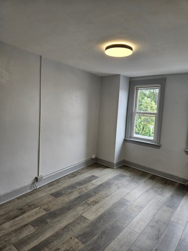 Photo - 320 W Main St Unit #1