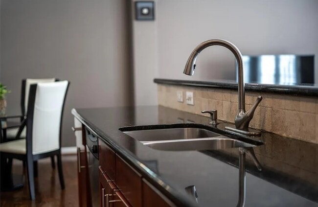 Photo - 4413 Koehler St Unit B