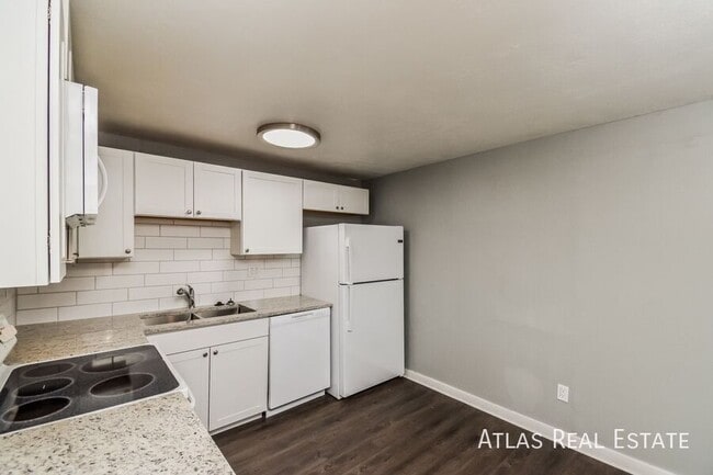 Photo - 4644 Scenic Cir