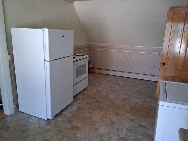 Photo - 226 Pine St Unit Apt 3