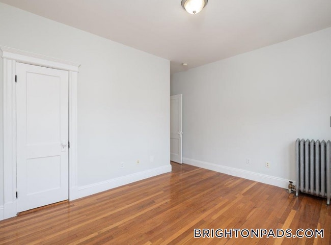 Photo - 8 Elko St Unit 9