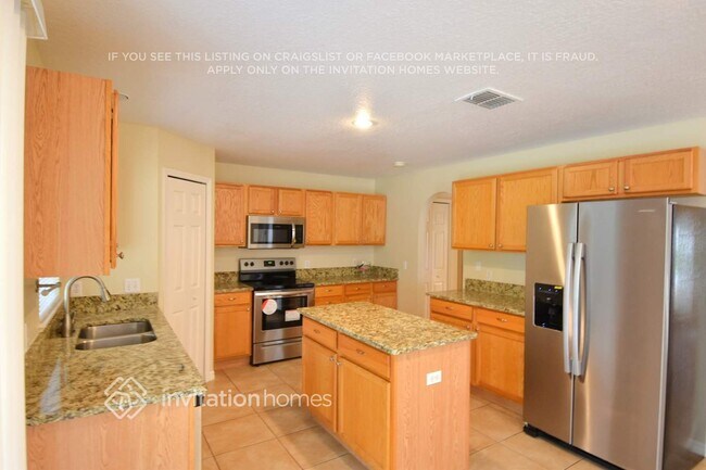 Photo - 2553 SW Grotto Cir