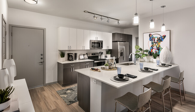 Building Photo - Aviva Goodyear Rental