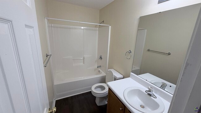 Photo - 107 Alice Dr