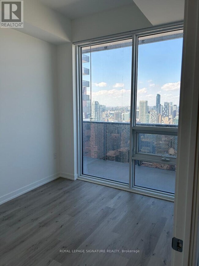 Photo - 138 Downes St Unit 6902