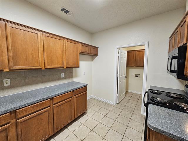 Photo - 212 Enchanted Ct