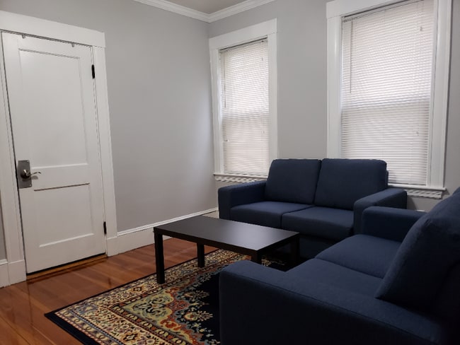 Photo - 11 New Hampshire Ave