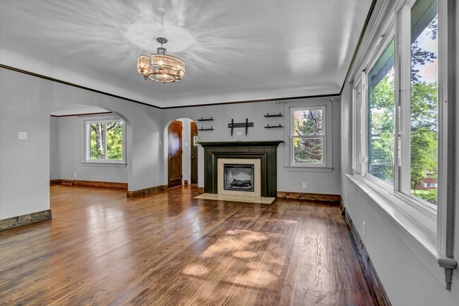 Photo - Knoxville 37914 - 3-bedroom, 3-bath home with a finished basement - Contact Chad Weeks (865) 567-...