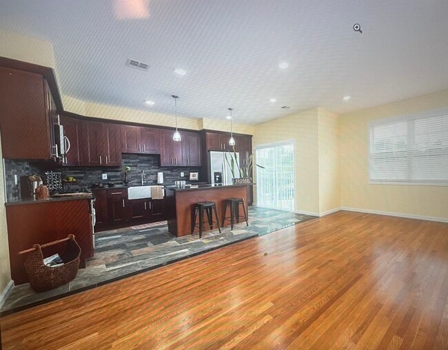 Photo - 202 John F. Kennedy Blvd Unit 2