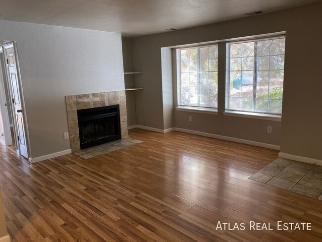 Photo - 851 S Uravan Ct Unit B