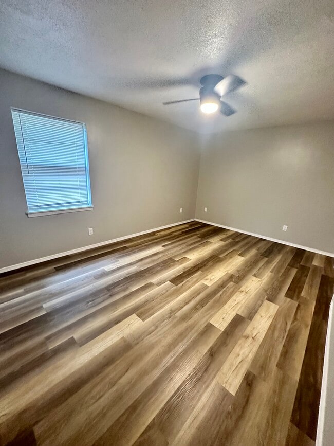 Photo - 1204 Blueridge Pky