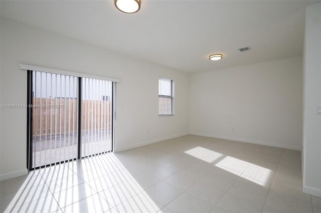 Photo - 23057 SW 129th Pl