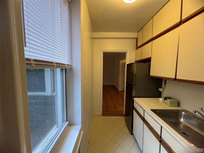 Photo - 65-74-74 Saunders St Unit 1F
