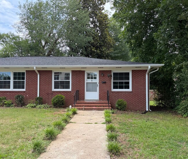 Building Photo - Exclusively Offered By Muse Realty Rentals, LLC