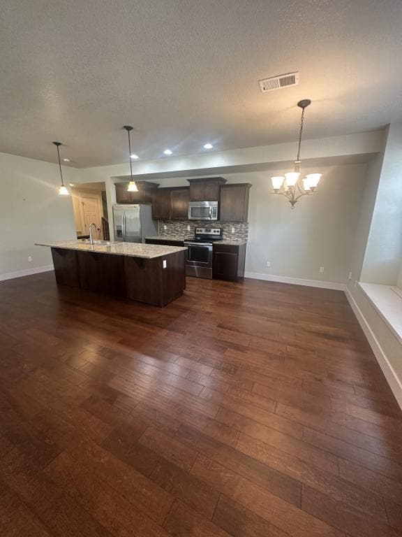 Photo - 2122 Sandbur Dr