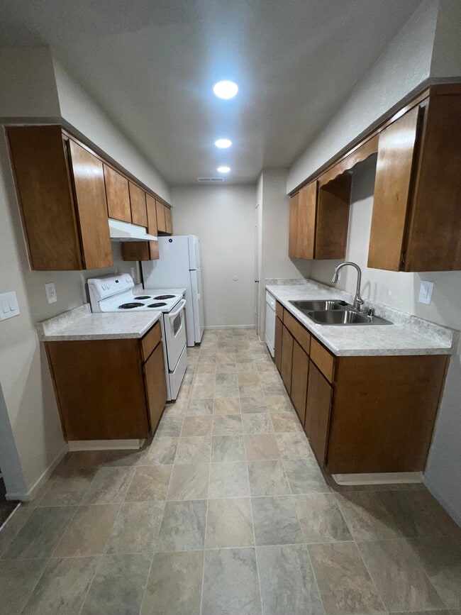 Tanglewood Apartments