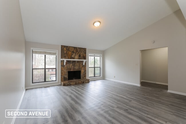 Photo - 3524 Sheree Trail